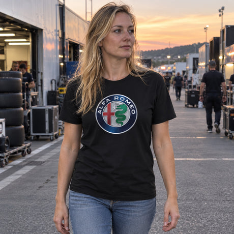 Alfa Romeo AR Logo T-Shirt – Black – ilustrační foto 2 (AI)