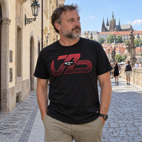 Alfa Romeo F1 Team Valtteri Bottas Fan T-Shirt – Black – ilustrační foto (AI)