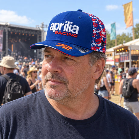 Aprilia Racing Marco Bezzecchi x New Era Team Cap – Le Mans Edition – ilustrační foto (AI)
