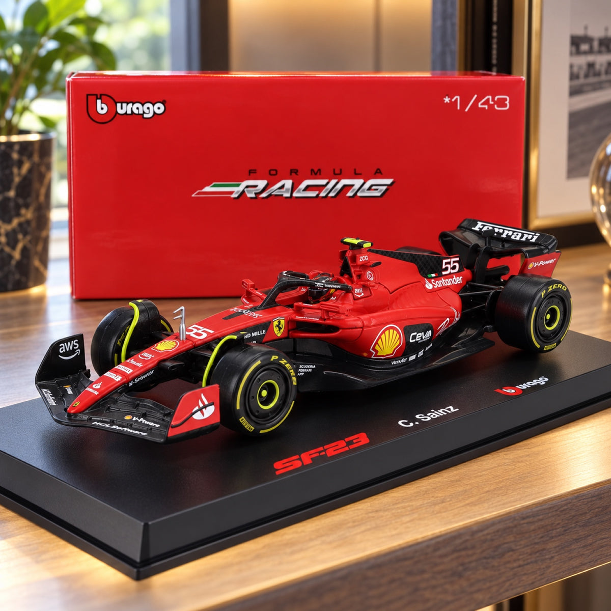 Scuderia Ferrari SF-23 Bburago #55 Carlos Sainz 2023 Modell 1:43 – Signature – Illustrationsfoto (KI)