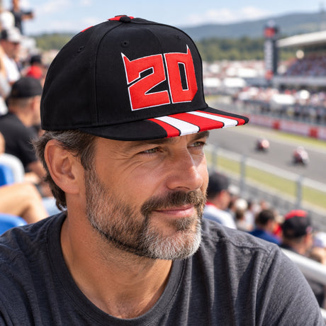 Fabio Quartararo Fan-Cap – 20 – Illustrationsfoto (KI)