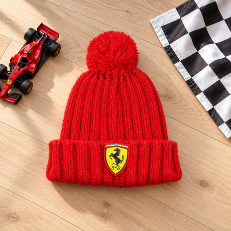 Ferrari Kinder-Bommelmütze mit Logo – Illustrationsfoto (KI)