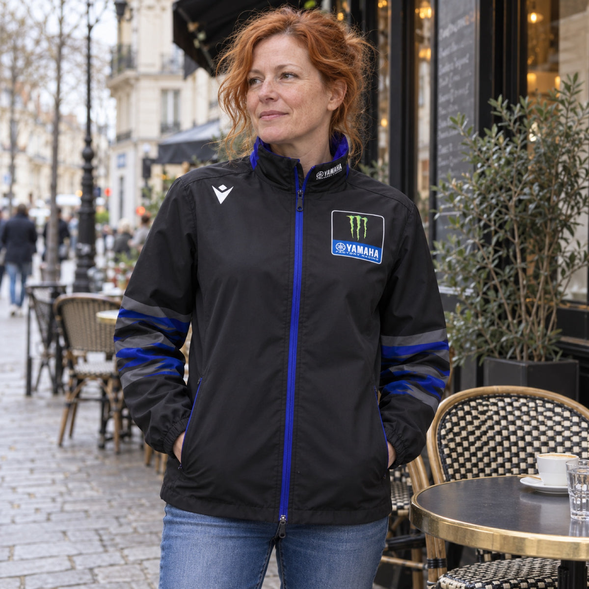 Yamaha Racing MotoGP Hooded Windbreaker – Black – ilustrační foto 2 (AI)