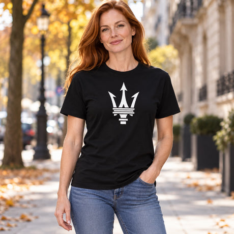 Maserati Herren-T-Shirt mit großem Dreizack-Logo – Schwarz – Illustrationsfoto (KI)