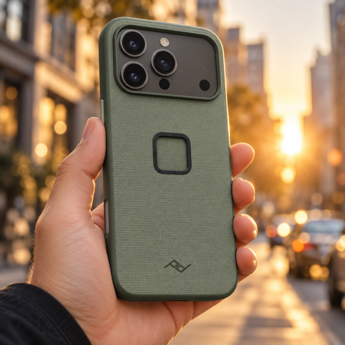 Peak Design Everyday Case Slimlink iPhone 18 Pro Max – Sage – Illustrationsfoto (KI)