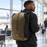 Peak Design Outdoor Backpack 25L – Kelp – illustrative photo (AI)