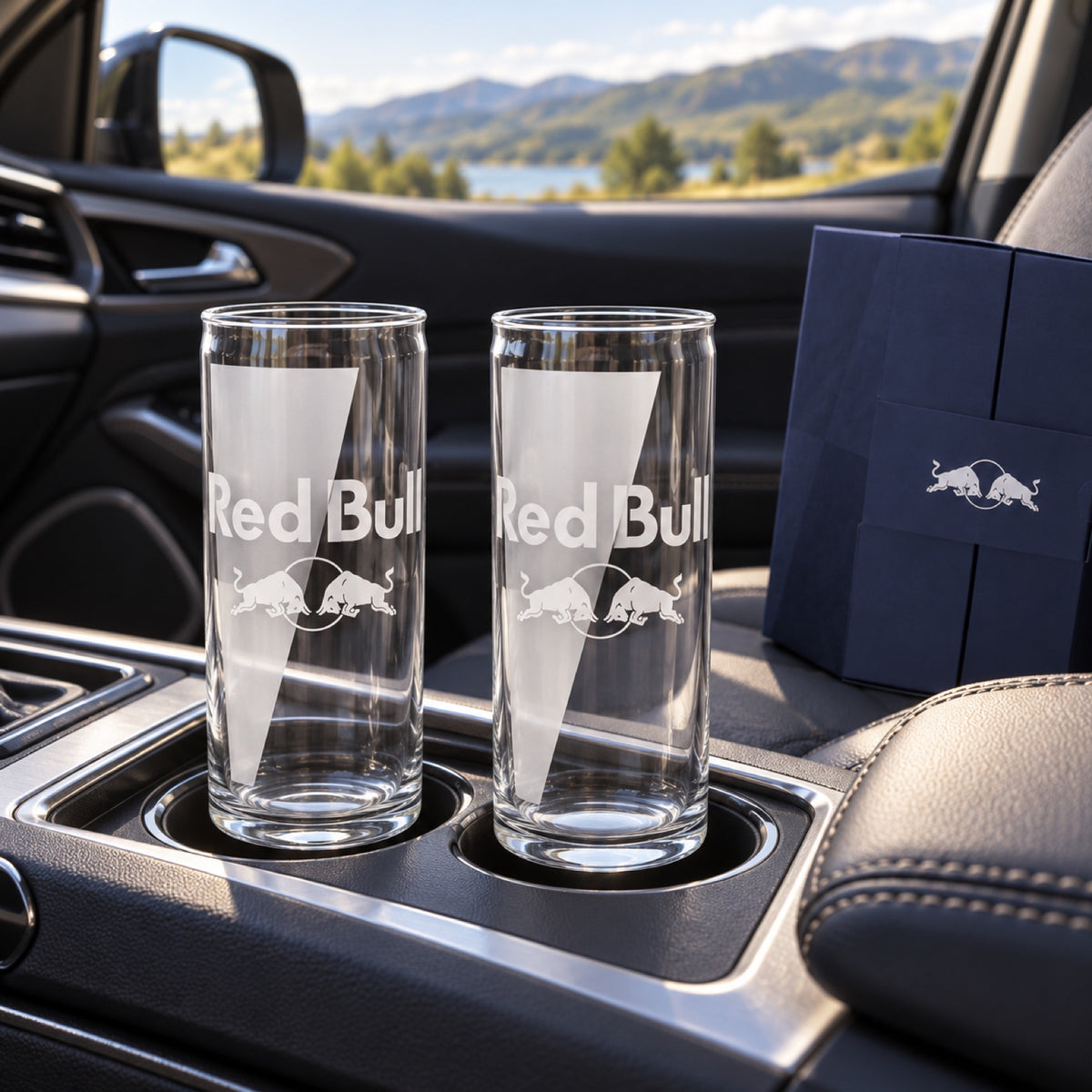 Red Bull Glas – 2er-Set – Illustrationsfoto (KI)