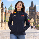 Oracle Red Bull Racing Team-Softshelljacke mit Sponsorenlogos – Illustrationsfoto (KI)