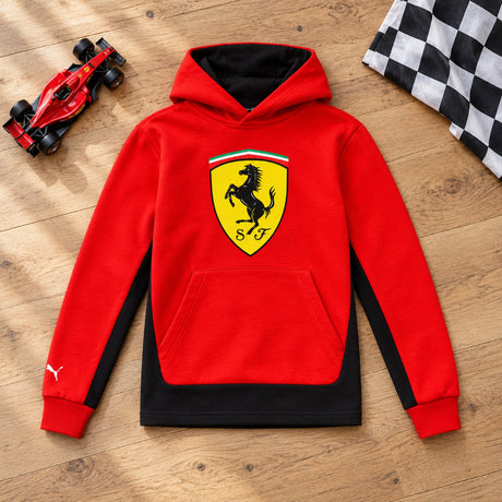 Scuderia Ferrari F1 Kinder-Freizeit-Hoodie mit großem Logo – Rot – 128 cm – Illustrationsfoto (KI)